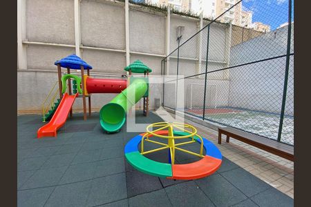 Apartamento à venda com 65m², 2 quartos e 1 vaga Apartamento à venda com 65m², 2 quartos e 1 vagaÁrea comum - Playground