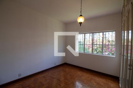 Quarto 1 de casa para alugar com 2 quartos, 150m² em Jardim Petropolis, São Paulo