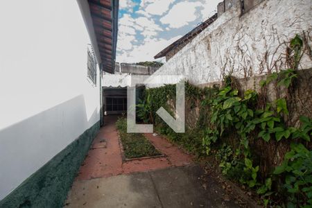 Casa para alugar com 150m², 2 quartos e 3 vagas Casa para alugar com 150m², 2 quartos e 3 vagasGaragem