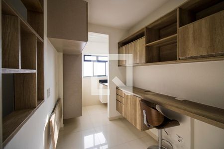 Apartamento à venda com 110m², 2 quartos e 2 vagasEscritório