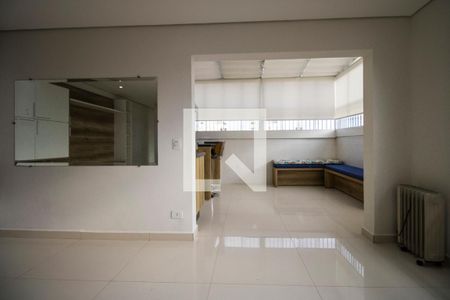 Sala de apartamento à venda com 2 quartos, 110m² em Vila Pompéia, São Paulo