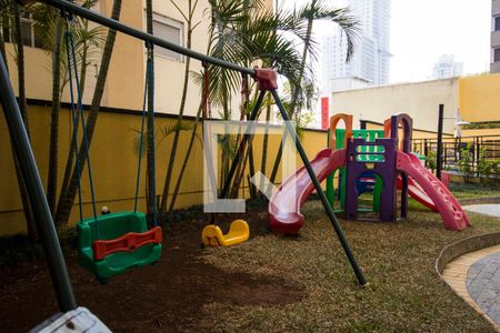Apartamento à venda com 110m², 2 quartos e 2 vagasÁrea comum - Playground