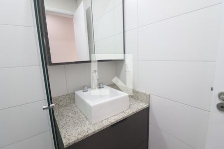 Apartamento à venda com 80m², 2 quartos e 2 vagasBanheiro Quarto 1 