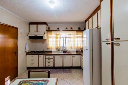 Casa à venda com 300m², 3 quartos e 3 vagas Casa à venda com 300m², 3 quartos e 3 vagasCozinha