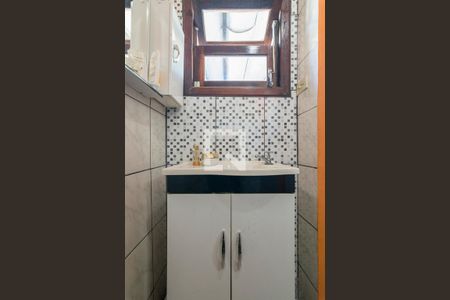 Casa à venda com 150m², 2 quartos e 2 vagas Casa à venda com 150m², 2 quartos e 2 vagasBanheiro da Suite