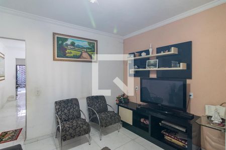 Casa à venda com 150m², 2 quartos e 2 vagas Casa à venda com 150m², 2 quartos e 2 vagasSala