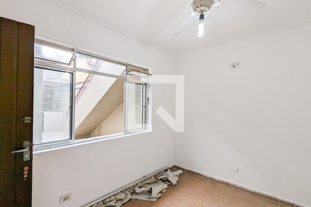 Casa à venda com 160m², 3 quartos e 2 vagasQuarto de serviço