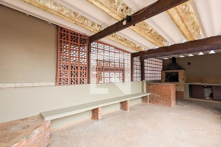 Casa à venda com 160m², 3 quartos e 2 vagasChurrasqueira