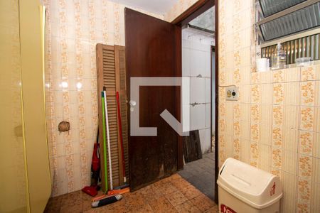 Casa à venda com 261m², 4 quartos e 4 vagasÁrea de Serviço