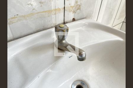 Casa para alugar com 80m², 2 quartos e 1 vagaBanheiro 