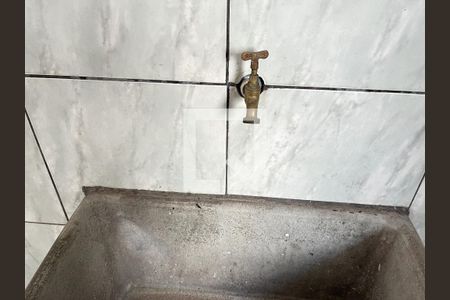 Casa para alugar com 80m², 2 quartos e 1 vagaÁrea de Serviço