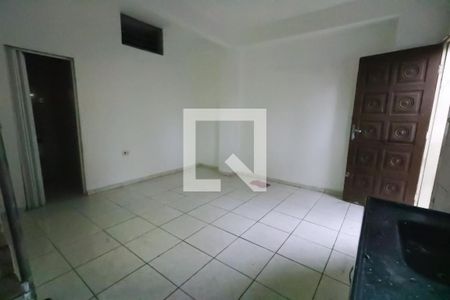 Sala de casa para alugar com 3 quartos, 68m² em Vila do Encontro, São Paulo