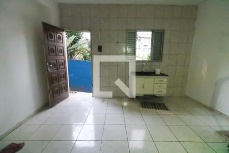 Cozinha de casa para alugar com 3 quartos, 68m² em Vila do Encontro, São Paulo