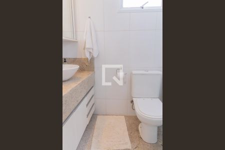 Banheiro de apartamento à venda com 3 quartos, 107m² em Sion, Belo Horizonte