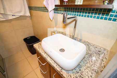 Apartamento para alugar com 67m², 2 quartos e 1 vagabanheiro