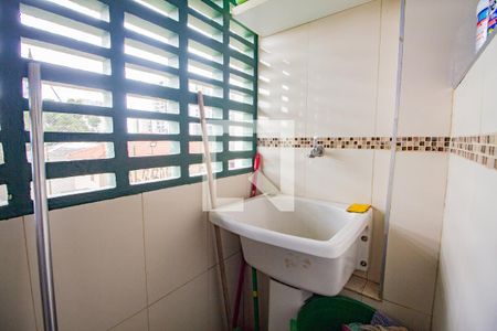 Apartamento para alugar com 67m², 2 quartos e 1 vagaarea de serviço