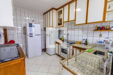 Apartamento para alugar com 90m², 2 quartos e 1 vagaCozinha
