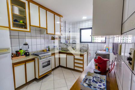Apartamento para alugar com 90m², 2 quartos e 1 vagaCozinha