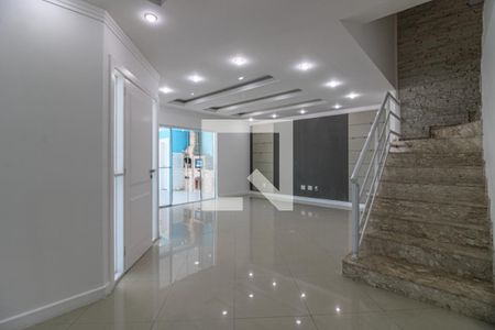 Sala de casa de condomínio para alugar com 4 quartos, 300m² em Recreio dos Bandeirantes, Rio de Janeiro