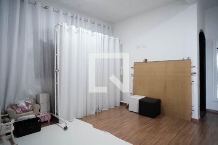 Casa à venda com 200m², 4 quartos e 2 vagasQuarto 4