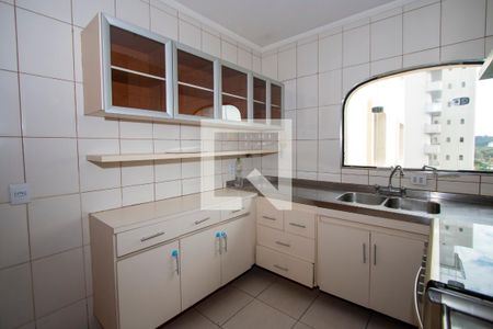 Apartamento para alugar com 134m², 3 quartos e 2 vagasCozinha