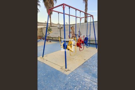 Apartamento à venda com 54m², 2 quartos e 1 vaga Apartamento à venda com 54m², 2 quartos e 1 vagaÁrea comum - Playground