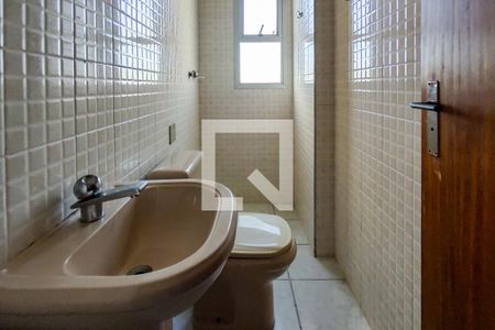 Apartamento para alugar com 218m², 4 quartos e 2 vagasBanheiro da Suíte 2