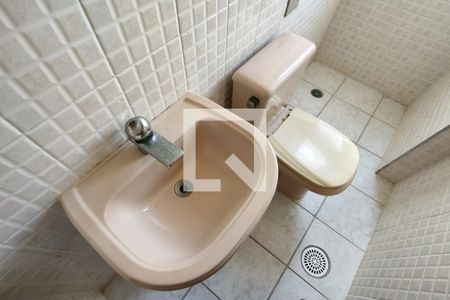 Apartamento para alugar com 218m², 4 quartos e 2 vagasBanheiro da Suíte 2