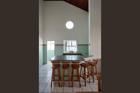 Apartamento para alugar com 218m², 4 quartos e 2 vagasCozinha