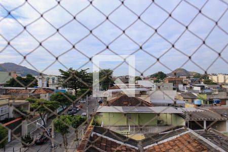 Vista do Quarto 1 de apartamento para alugar com 2 quartos, 81m² em Cascadura, Rio de Janeiro
