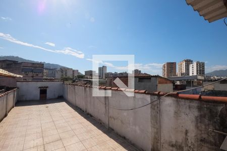 Apartamento à venda com 138m², 3 quartos e sem vaga Apartamento à venda com 138m², 3 quartos e sem vagaTerraço