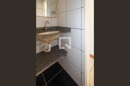 Apartamento à venda com 138m², 3 quartos e sem vaga Apartamento à venda com 138m², 3 quartos e sem vagaBanheiro da Suíte