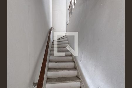 Apartamento à venda com 138m², 3 quartos e sem vaga Apartamento à venda com 138m², 3 quartos e sem vagaEscada