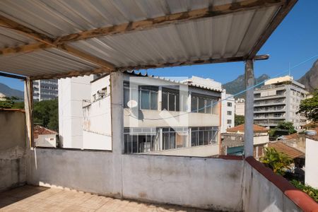 Apartamento à venda com 138m², 3 quartos e sem vaga Apartamento à venda com 138m², 3 quartos e sem vagaTerraço