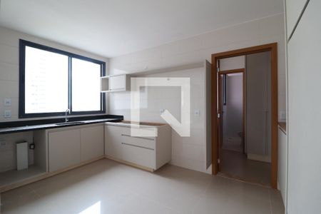Apartamento para alugar com 137m², 3 quartos e 2 vagasCozinha