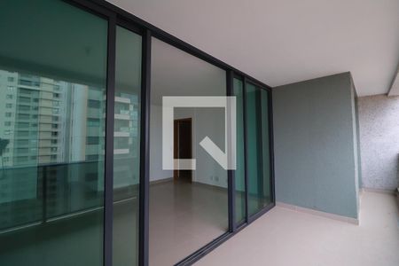 Apartamento para alugar com 137m², 3 quartos e 2 vagasVaranda