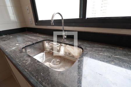 Apartamento para alugar com 137m², 3 quartos e 2 vagasCozinha