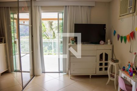 Casa de condomínio à venda com 280m², 4 quartos e 2 vagasSuite 2
