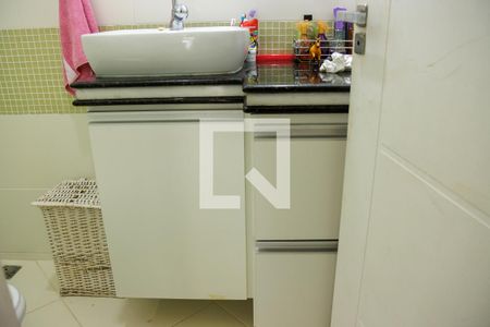 Casa de condomínio à venda com 280m², 4 quartos e 2 vagasBanheiro da Suíte 2