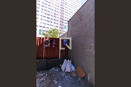 Apartamento para alugar com 38m², 2 quartos e sem vaga Apartamento para alugar com 38m², 2 quartos e sem vagaFachada