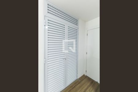 Área de Serviço de apartamento para alugar com 2 quartos, 38m² em Quarta Parada, São Paulo