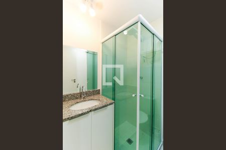Banheiro de apartamento para alugar com 2 quartos, 38m² em Quarta Parada, São Paulo