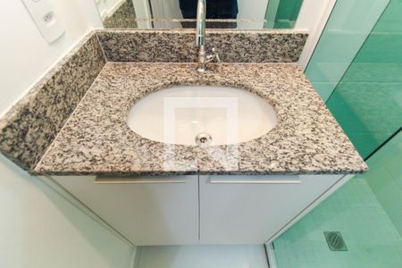 Apartamento para alugar com 38m², 2 quartos e sem vaga Apartamento para alugar com 38m², 2 quartos e sem vagaBanheiro