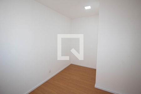 Quarto 1 de apartamento para alugar com 2 quartos, 47m² em Ramos, Rio de Janeiro