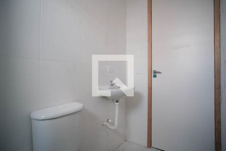 Apartamento para alugar com 38m², 2 quartos e sem vaga Apartamento para alugar com 38m², 2 quartos e sem vagaBanheiro