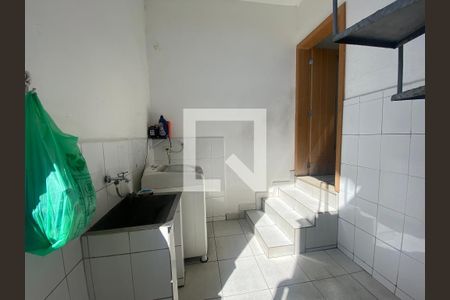 Casa para alugar com 100m², 2 quartos e 1 vagaÁrea de Serviço