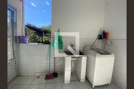 Casa para alugar com 100m², 2 quartos e 1 vagaÁrea de Serviço