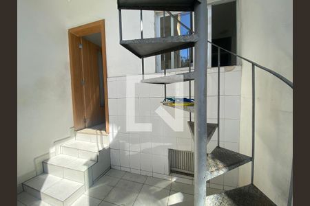 Casa para alugar com 100m², 2 quartos e 1 vagaÁrea de Serviço