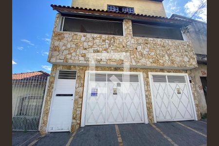 Casa para alugar com 100m², 2 quartos e 1 vagaFachada