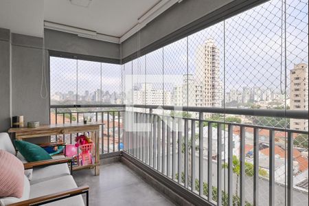 Apartamento à venda com 80m², 2 quartos e 2 vagasVaranda